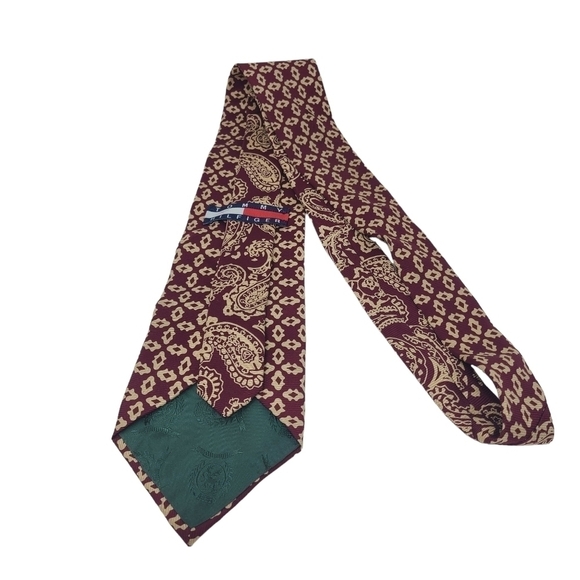 Tommy Hilfiger | Men's Vintage Maroon and Cream Paisley Printed Silk Tie - Picture 10 of 10